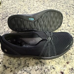 Women's Black Casual Slip-On Shoes